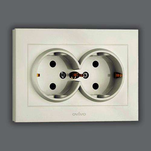 DOUBLE SOCKET OUTLET EARTHED - WHITE